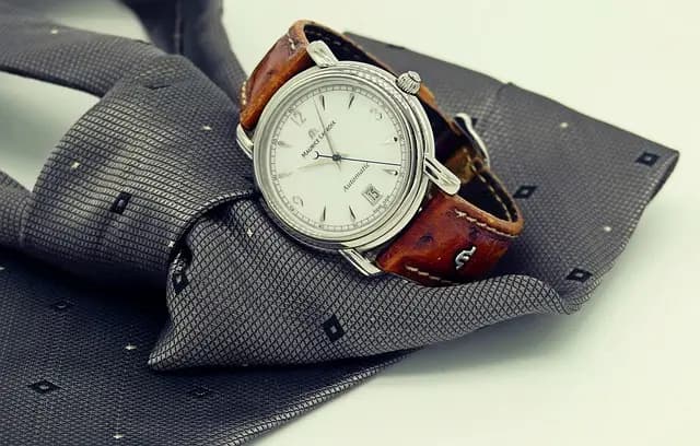 Accessoires de Montre Indispensables : Guide d'Achat
